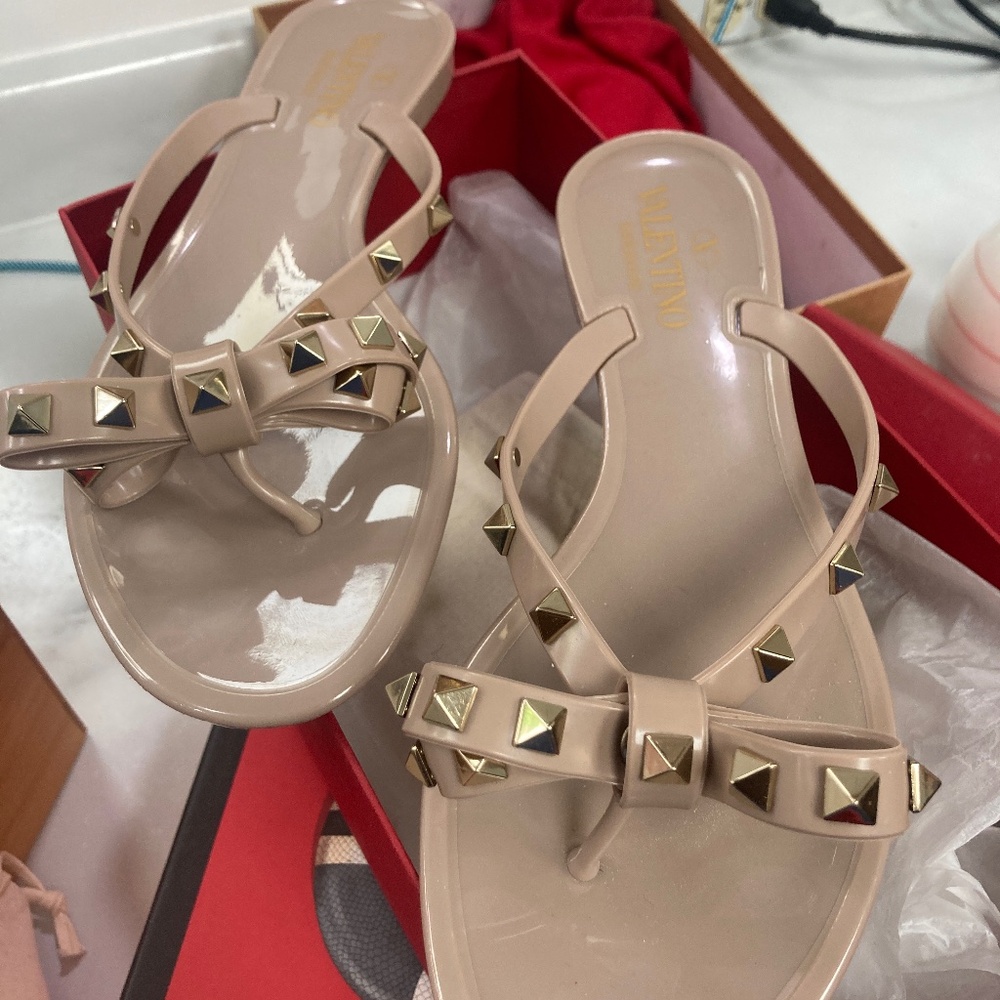 Valentino Rockstud PVC thong